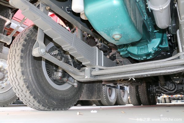 中国重汽 howo重卡 380马力 6x4 6米自卸车(zz3257n4147e1)底盘图片