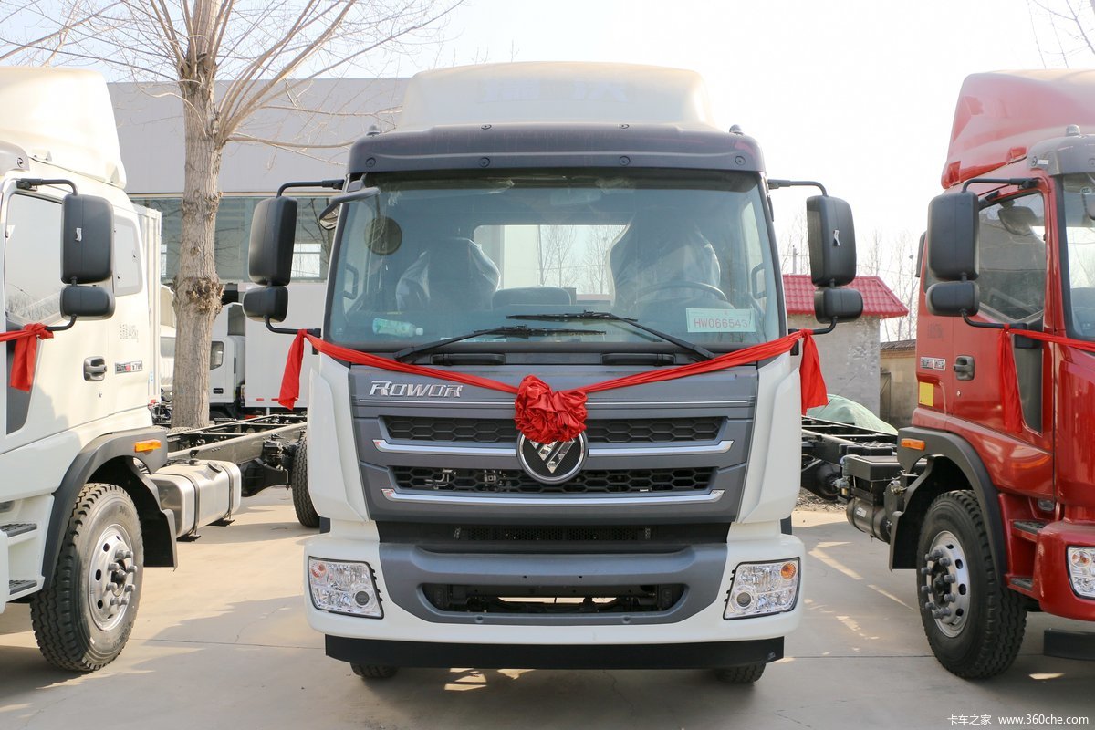 福田 瑞沃Q5 168马力 4X2 6.7米厢式载货车