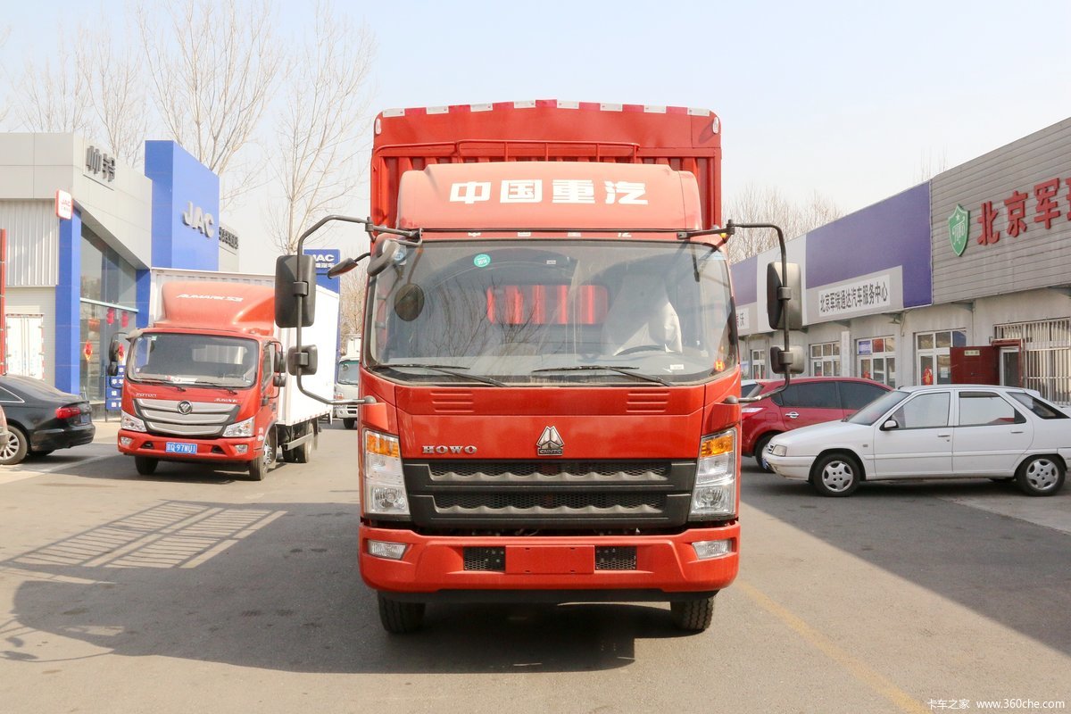 中国重汽HOWO 统帅 重载版 180马力 4.85米排半仓栅式载货车