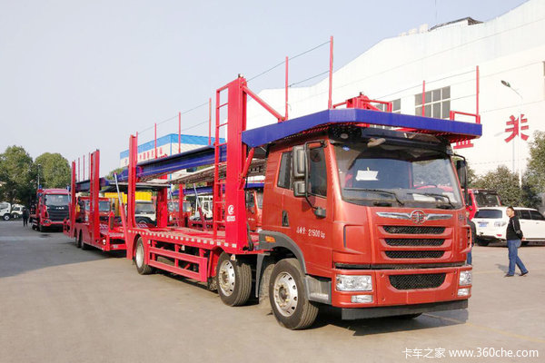 青岛解放 悍V 320马力 6X2 中置轴车辆运输车(程力威牌)(大柴)(CLW5221TCLC5)