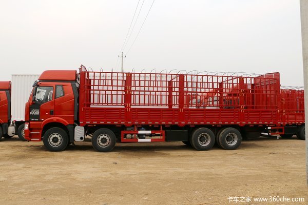 质惠绿通版8×4载货车350马力现车仅售31.5万