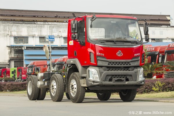 东风柳汽 新乘龙m3 220马力 6x2 5.