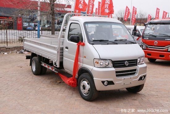 东风 小霸王W 110马力 汽油 3.7米单排栏板微卡