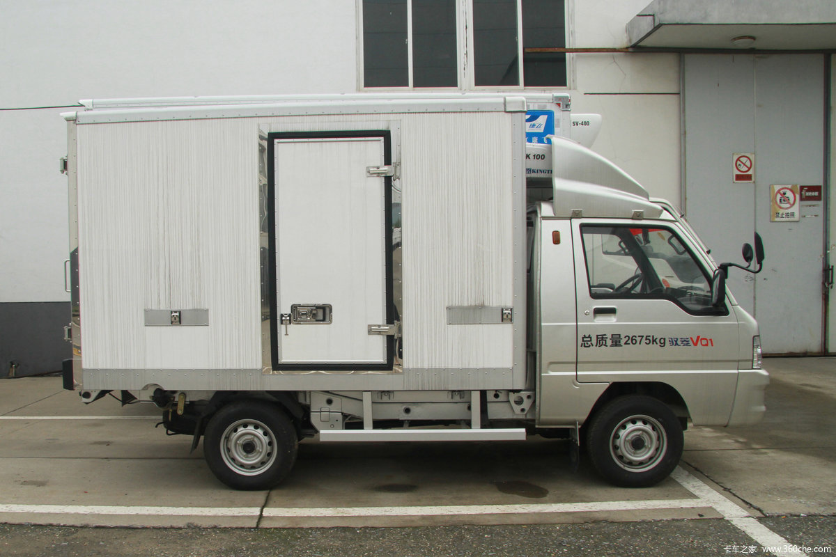 福田时代 驭菱VQ1 61马力 4X2 2.6米冷藏车(康飞牌)