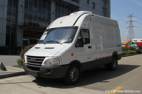 南京依维柯 Turbo Daily V39 129马力 2.76米冷藏车(康飞牌)(KFT5041XLC5F)