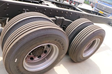 45米栏板载货车(440后桥)(bj1319vnpkj-aa)图片