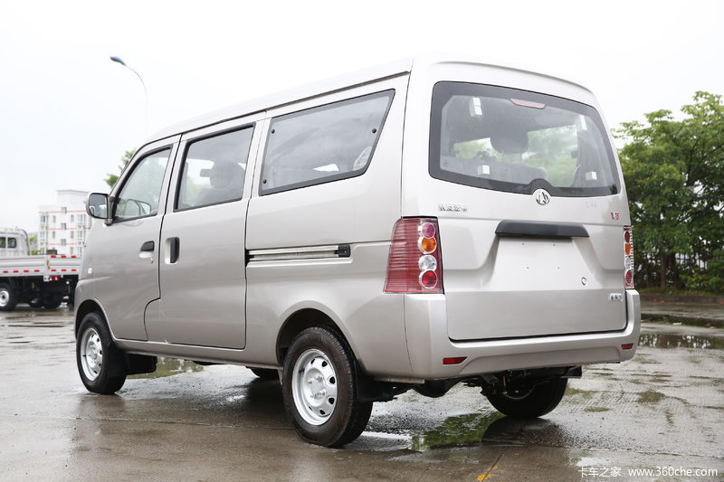 【图】长安跨越 V3 2018款 5座 1.2L微面_实拍