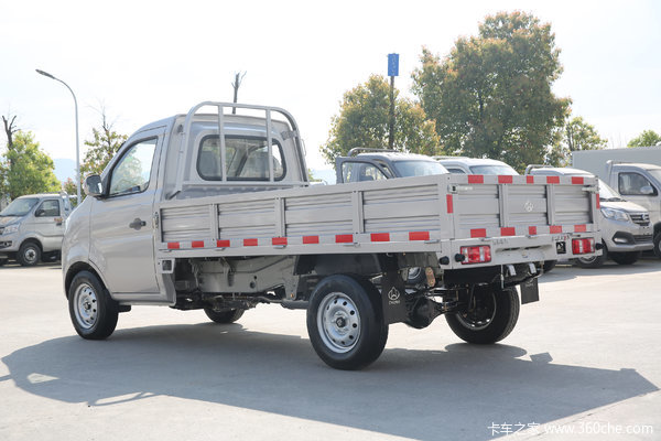 4万 厦门长安新豹t3载货车促销中