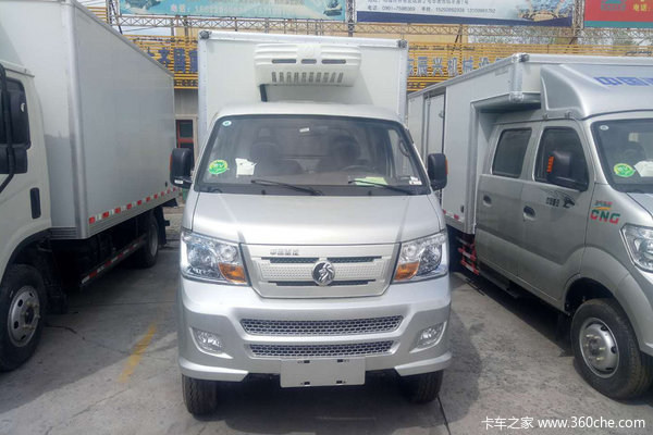 重汽王牌 W1 2.2L 112马力 汽油/CNG 4X2 冷藏车(CDW5030XLCN2M5D)