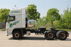 联合卡车 E370重卡 370马力 6X4 LNG牵引车(QCC4252N654M)