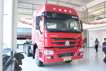 中国重汽 HOWO重卡 336马力 6X4 牵引车(至尊版 HW79)(变速器HW20716A)(ZZ4257N3247C1)