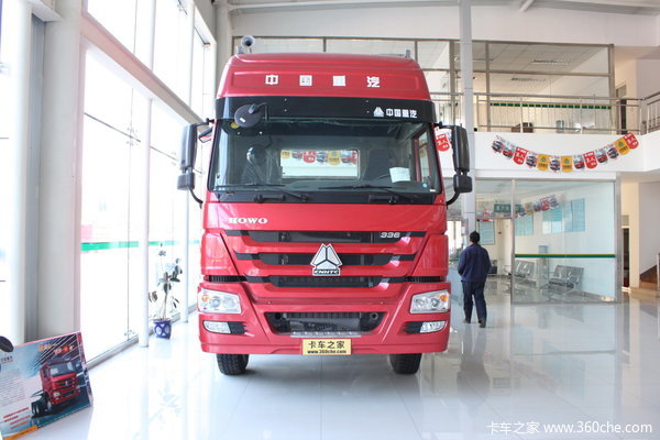 中国重汽 HOWO重卡 336马力 6X2 牵引车(精英版 HW79)(电控共轨)(ZZ4257N25C7C)