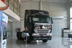 中国重汽 HOWO A7系重卡 340马力 6X4 牵引车(驾驶室A7-P)(ZZ4257N3247N1B)