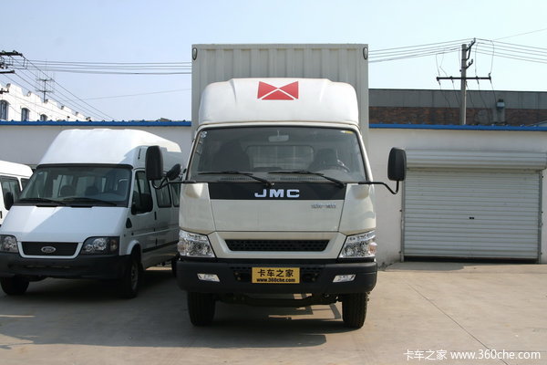 江铃 凯威中卡 156马力 4X2 6米单长厢式载货车(JX5080XXYXRA2)