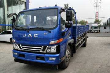 江淮 骏铃V7 154马力 6.2米排半栏板载货车(HFC1120P91K1D4V) 卡车图片