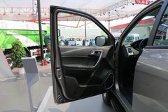 江铃 域虎5 2018款 经典版 超豪华型 2.4T柴油 140马力 手动 四驱 长轴距双排皮卡