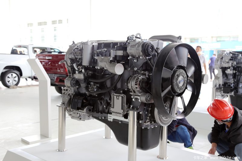 【图】上菲红 科索cursor9 c9 290 290马力 9l 国六 柴油发动机_实拍