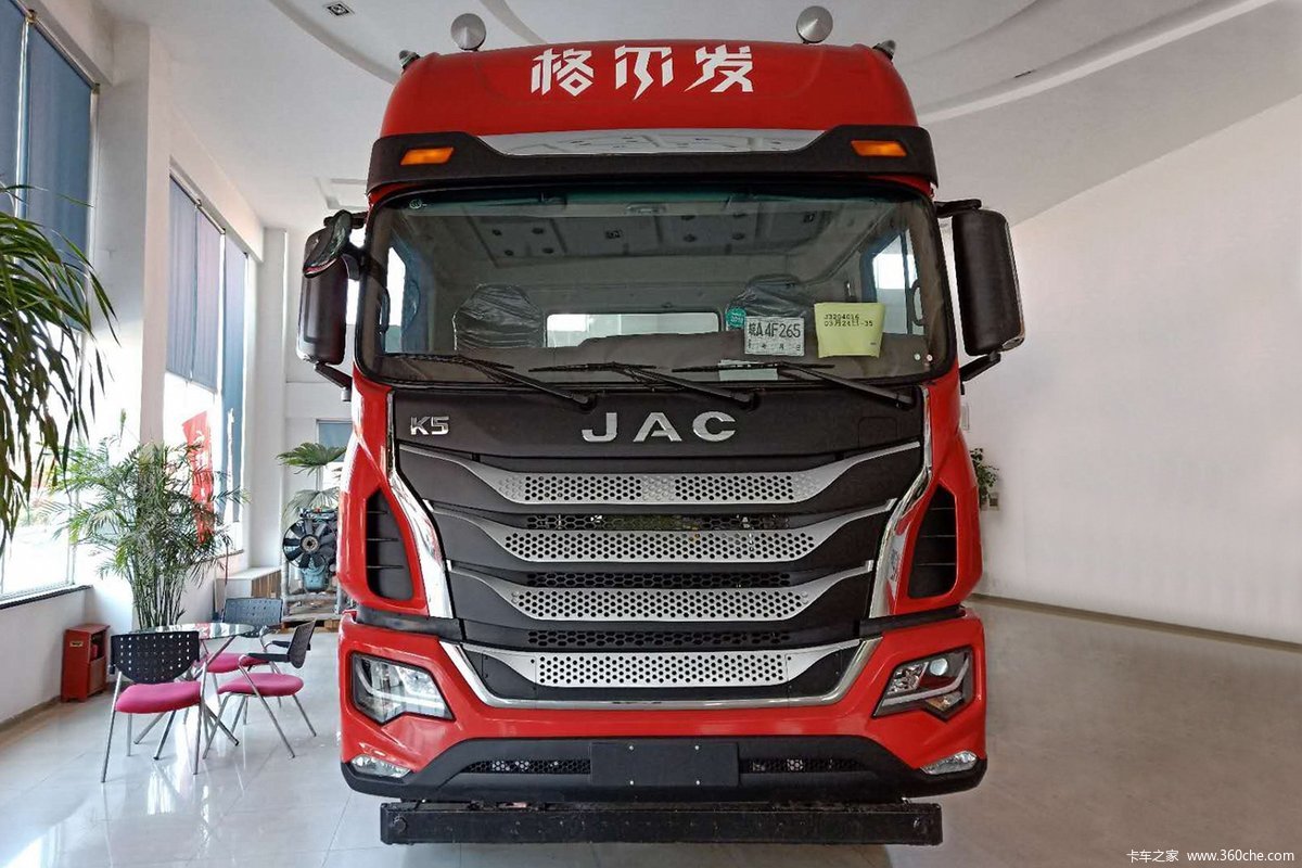 江淮 格尔发K5W重卡 轻量化版 460马力 6X4牵引车(QL350后桥)