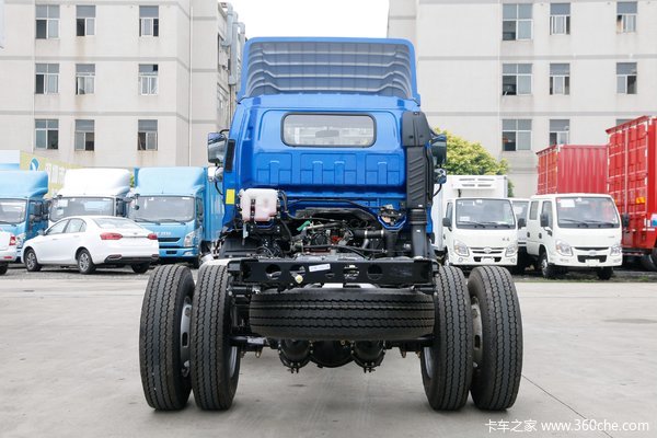 优惠 0.5万 清远宝通骏铃V6载货车促销中