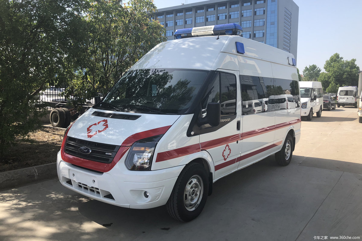 江铃 新世代V348 140马力 4X2 救护车(程力威牌)