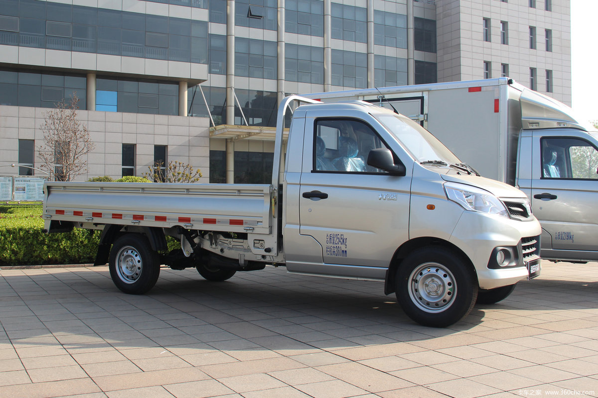 5l 112马力 汽油/cng 305米单排栏板微卡(bj1036v4jl6