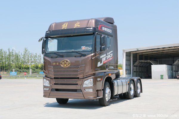 青岛解放 JH6重卡 智尊550超轻版 550马力 6X4牵引车(潍柴)(CA4259P25K2T1E5A80)