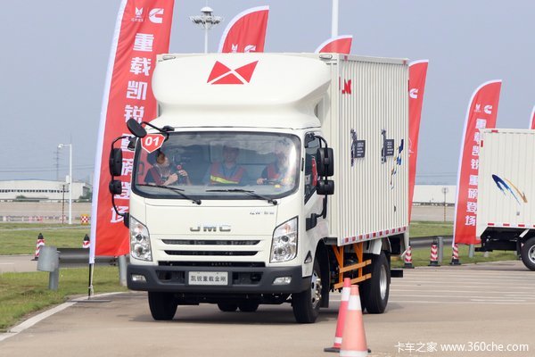 凯锐重载金刚载货车佛山市火热促销中让利高达2万