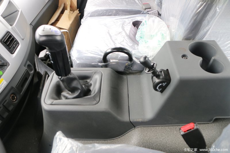 【图】大运 风驰中卡 160马力 4x2 6.