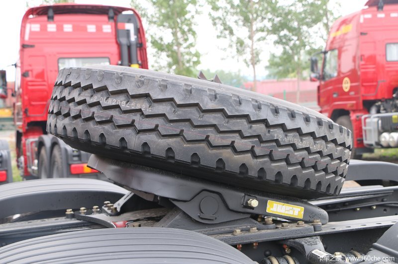 【图】大运 N9重卡 远行版 500马力 6X4牵引车