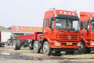 湖北大运风驰270马力6x276米厢式载货车国六高顶dyq5250xxyd6cb