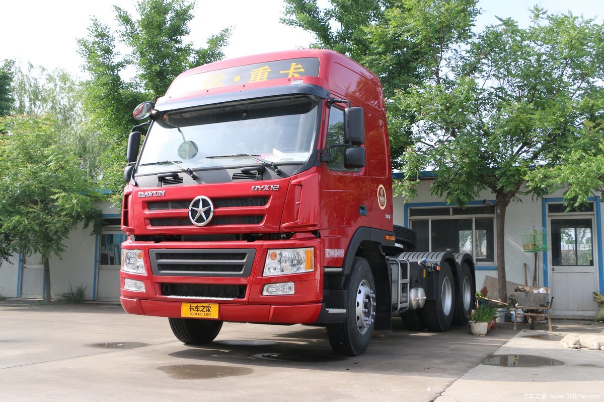 大运 新N8E重卡 375马力 6X4牵引车(奔驰后桥)