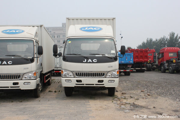 江淮 威铃 109马力 4X2 5.2米单排厢式载货车(HFC5061XXYKR1T)