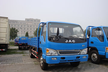 江淮 威铃 109马力 4X2 5.2米单排栏板载货车(HFC1056K103) 卡车图片