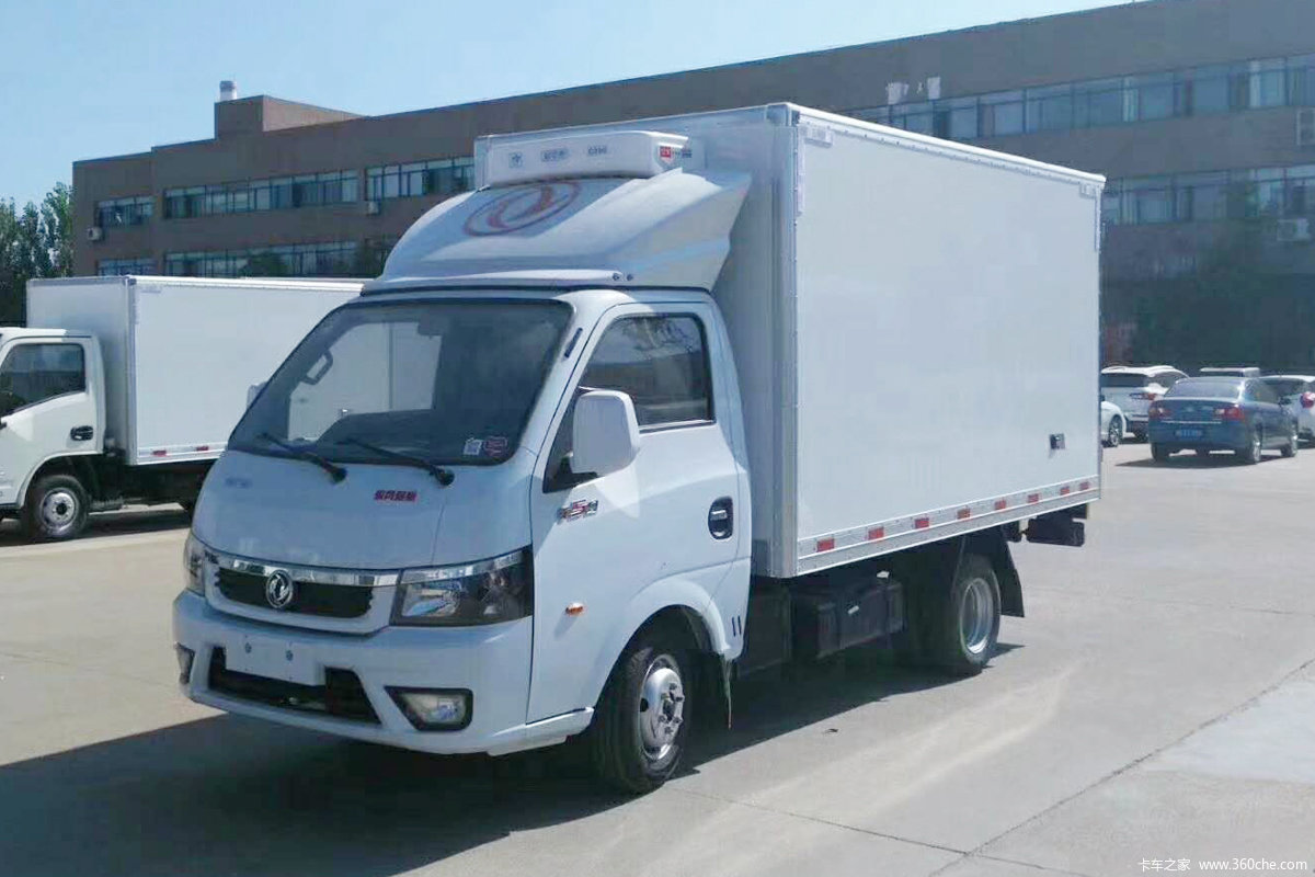 东风途逸 T5 1.6L 105马力 CNG 3.7米单排冷藏车(国六)
