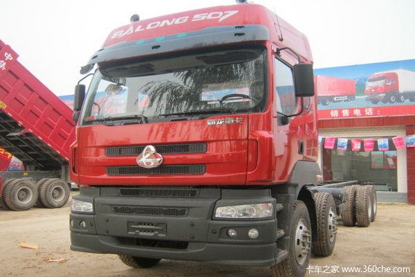 东风柳汽 霸龙507重卡 290马力 8X4 9.6米栏板载货车(LZ1244PEL)