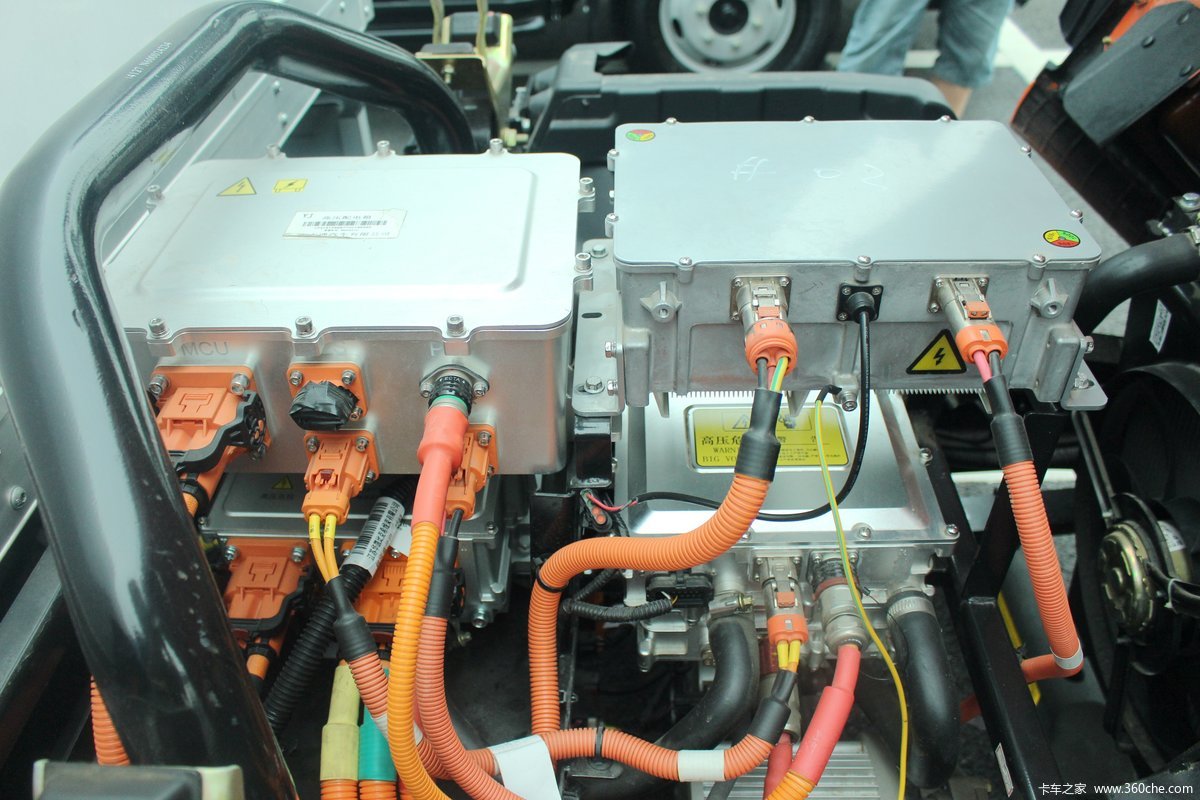 【图】跃进 超越E100 4.5T 4.17米单排纯电动厢式轻卡(SH5047XXYZFEVNZ)78.8kWh_实拍图片_620542_卡车之家