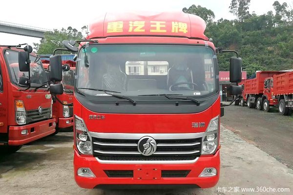 中国重汽成都商用车 瑞狮 150马力 3.86米排半仓栅式轻卡(10挡)(CDW5040CCYHA1R5)