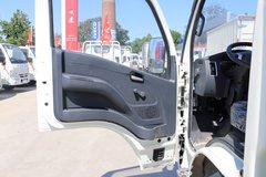 跃进 小福星S50 1.9L 95马力 柴油 3.33米单排厢式小卡(SH5032XXYPBBNZ1)