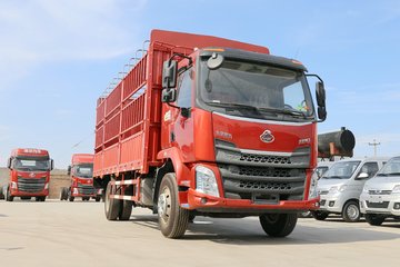 东风柳汽 新乘龙m3中卡 160马力 4x2 6.