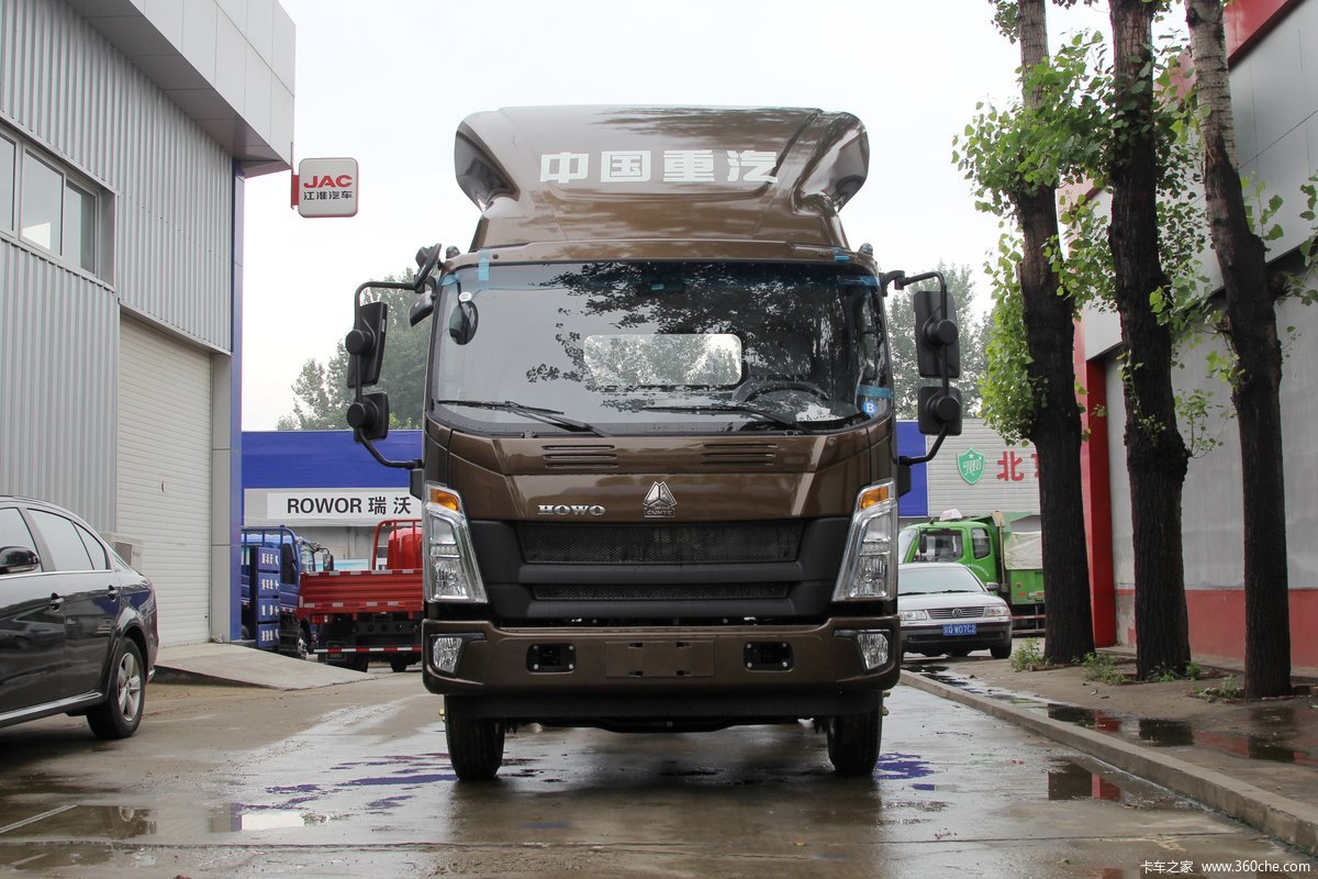 中国重汽HOWO 统帅 物流版 180马力 4.85米排半仓栅式载货车