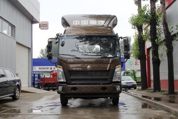 中国重汽HOWO 统帅 2019款 154马力 3.85米排半厢式轻卡(ZZ5047XXYF341CE145)