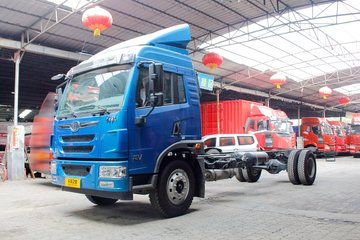 青岛解放 龙V中卡 160马力 4X2 7.65米厢式载货车(CA5160XXYPK2L5E5A80-3)