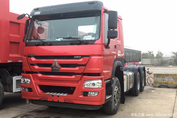 中国重汽 HOWO重卡 380马力 6X4牵引车(ZZ4257N3247E1H)