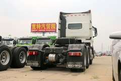 中国重汽 HOWO T7H重卡 440马力 6X4牵引车(重汽12挡)(ZZ4257V324HE1B)