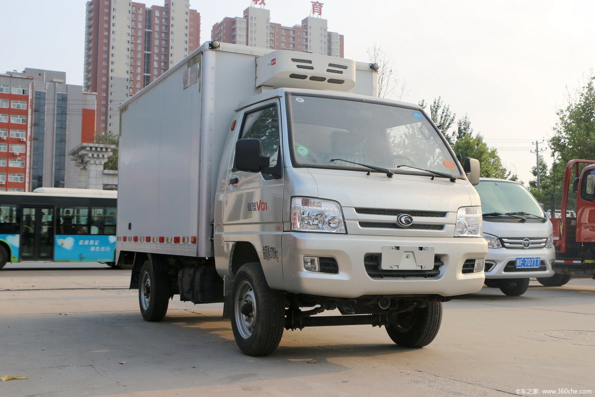 福田时代 驭菱VQ1 114马力 4X2 2.9米冷藏车