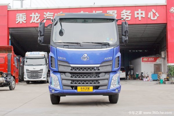 东风柳汽 乘龙新M3中卡 160马力 6.75米排半栏板载货车(4200轴距)(LZ1160M3AB)