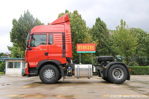 优惠 3万 中国重汽HOWO T5G牵引车促销中