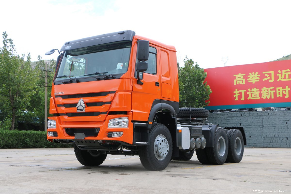 中国重汽 HOWO重卡 380马力 6X4牵引车