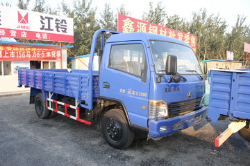 北京旗龙II 103马力 4.25米单排栏板轻卡 卡车图片