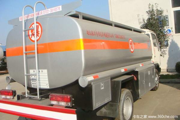 东风 小霸王 116马力 4x2 运油车(eq5070gyy35dcac)上装图片